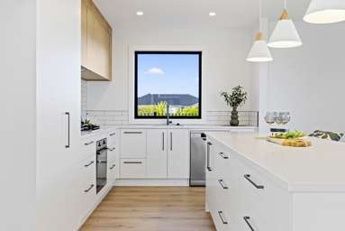 17 Tuapapa Road_4