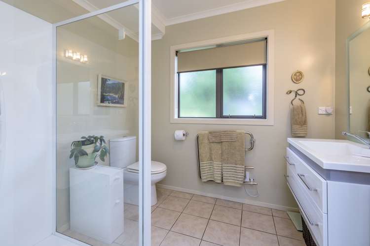 20 Ludlam Way Otaki_11