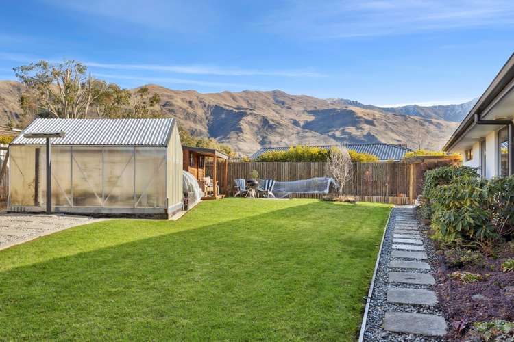 2 Turnbull Crescent Wanaka_19