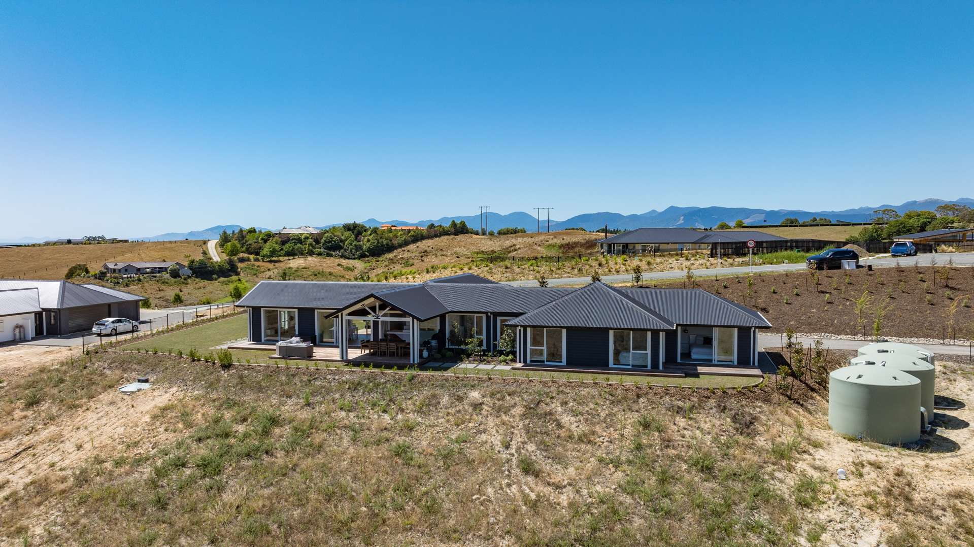 143 Redvale Road Redwood Valley_0