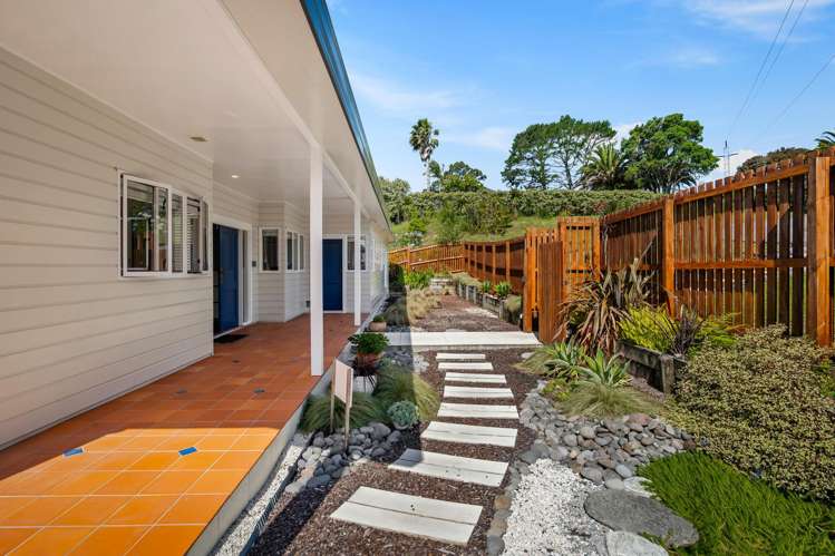 32 Bernard Magnus Lane Greenhithe_6