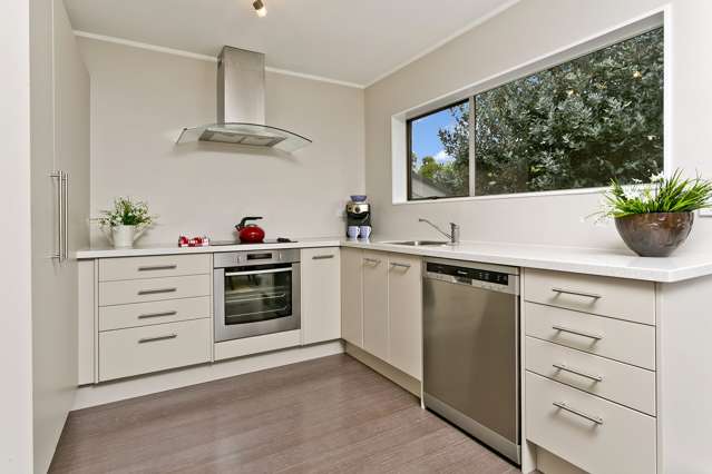 89 Sartors Ave Browns Bay_4