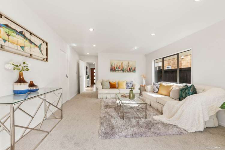 11 Bushpark Place Flat Bush_5