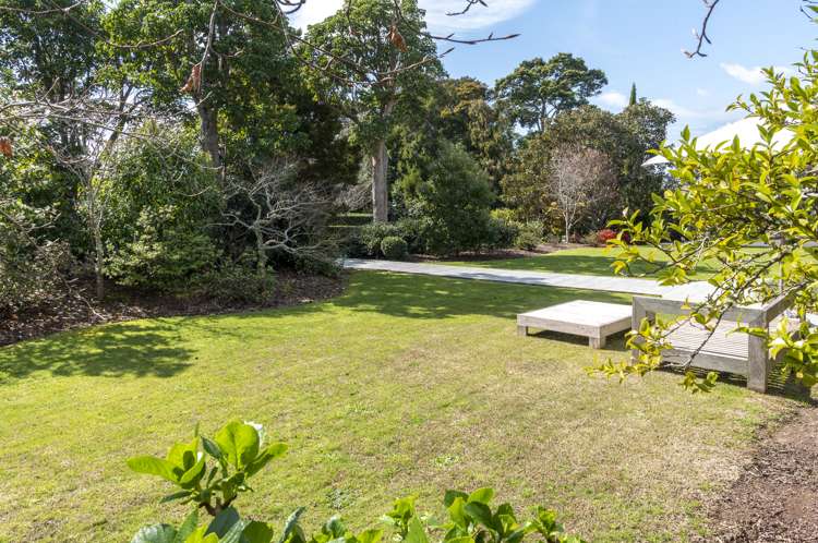 31 Seymour Road Mellons Bay_10