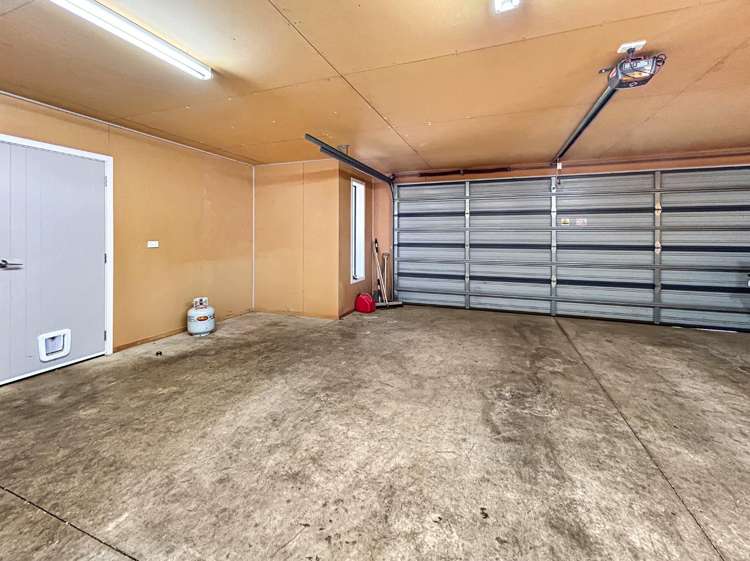 108 Brown Street 10551_16