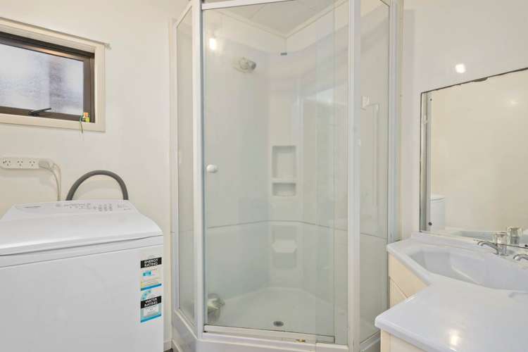 2/610 Beach Road Browns Bay_19