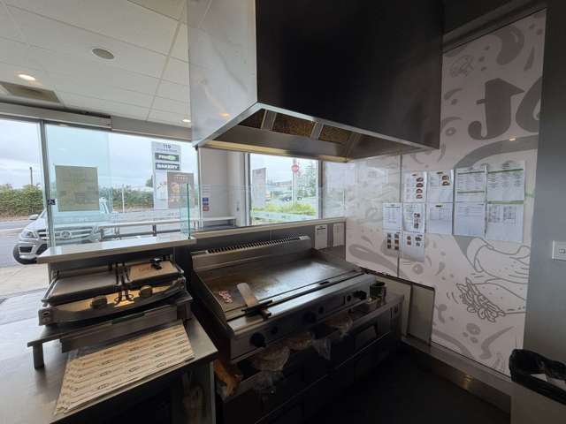 Unit 1/119 Onewa Road Northcote_3