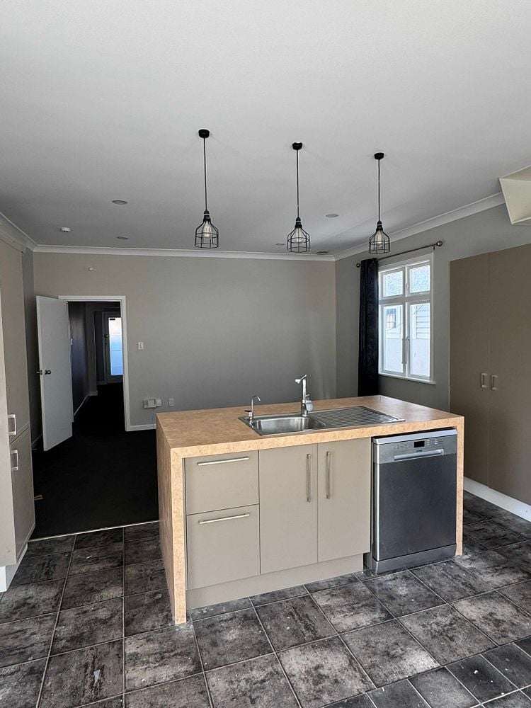 63 Victoria Street Alicetown_11