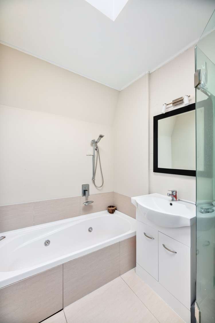 4/67 Moana Avenue One Tree Hill_11