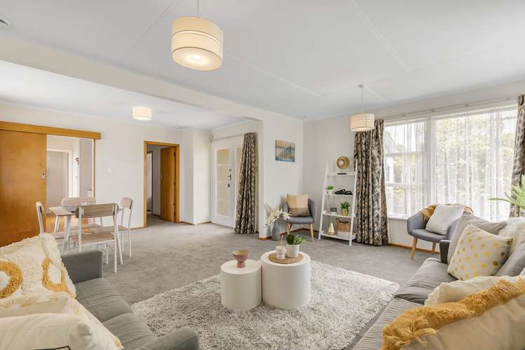 98 Driver Crescent Cannons Creek_1