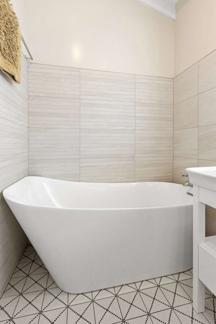 57 Hills Road Raglan_19