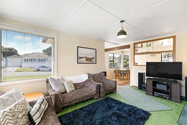 14 Mana Avenue Titahi Bay_1