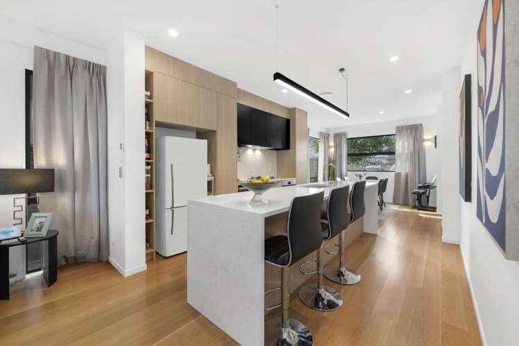 8 Whakaora Lane Flat Bush_7