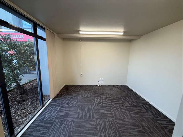 5E Tenahaun Place Wigram_12