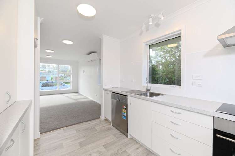 4/256A Blockhouse Bay Road Avondale_5