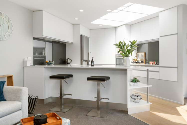 35A Te Awakura Terrace Mount Pleasant_11
