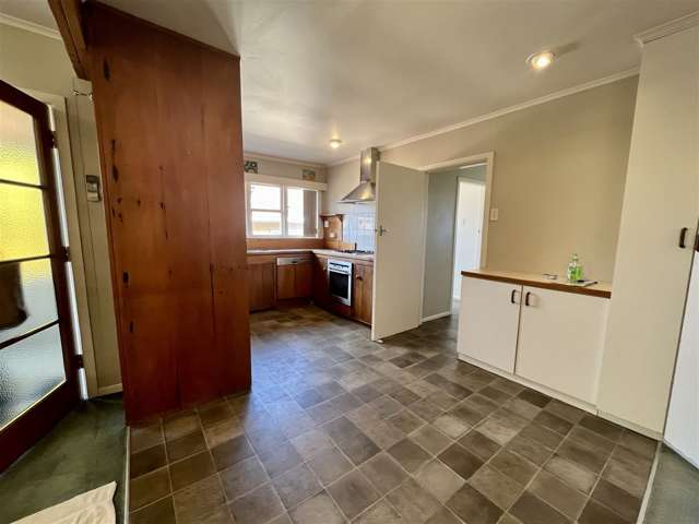 27 Tiverton Road Avondale_2