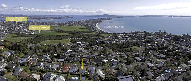 12 Copperfield Terrace Mellons Bay_21