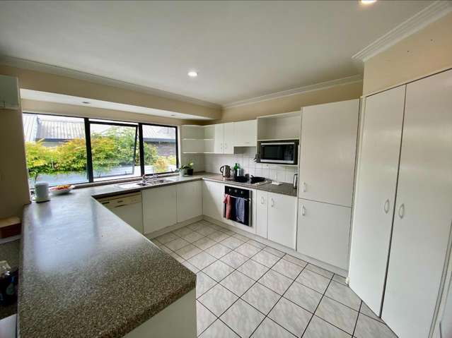 30 Harrowfield Drive 2749_1