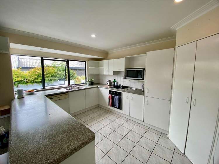 30 Harrowfield Drive 2749_1