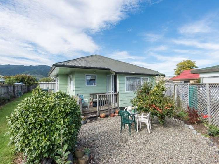 13 Birchwood Grove Richmond_0