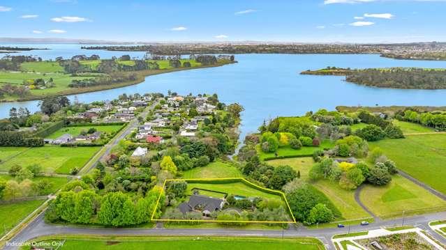 EXCLUSIVE GATED LIFESTYLE IN SOUGHT AFTER KARAKA