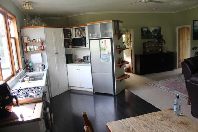 652 Piko Road Okoki_4