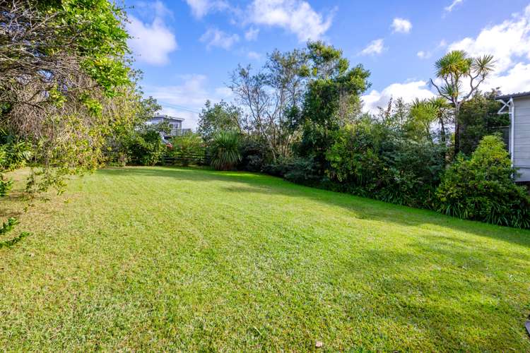 1 Woodlands Avenue Snells Beach_24