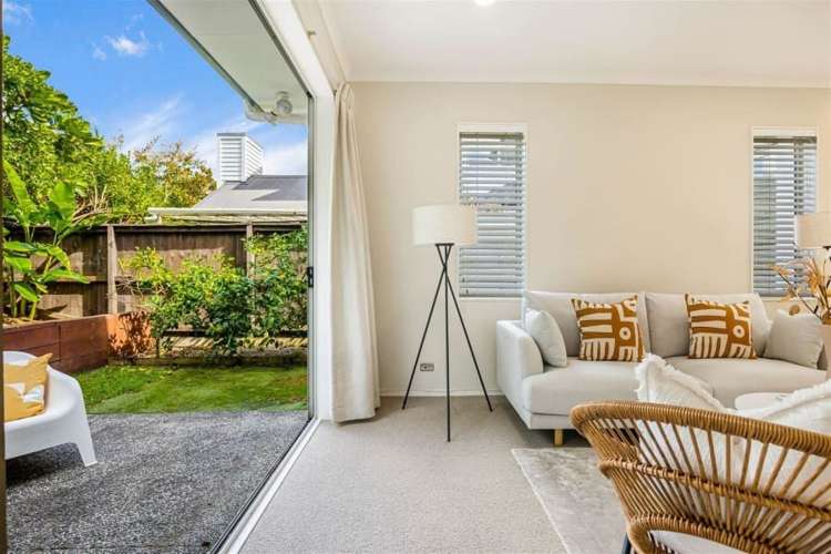2 Isitt Road Hobsonville_13