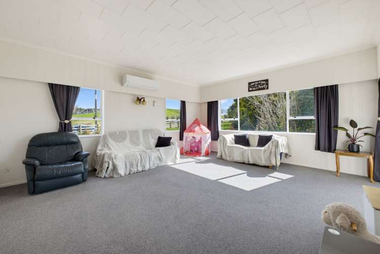 131 Tiromoana Road Eltham_19
