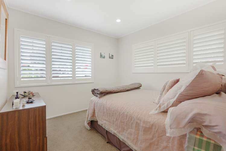 108 Frederick Street Hillsborough_16