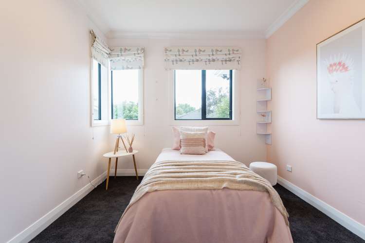 11 Middleton Road Kew_16