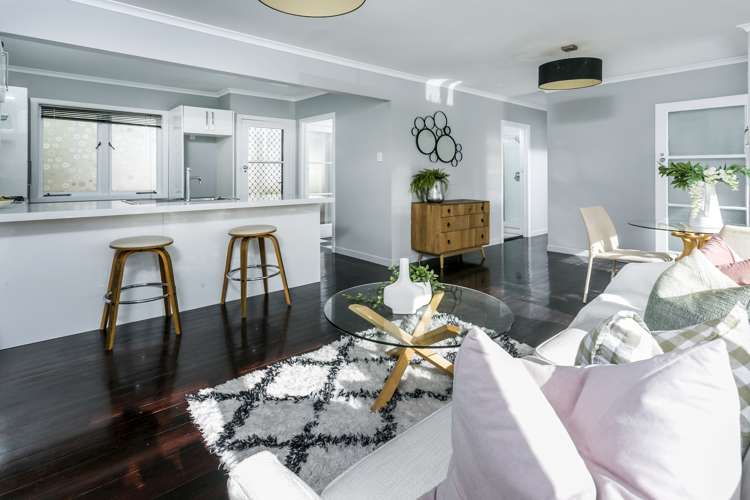 1/1 Anne Road Hillcrest_2