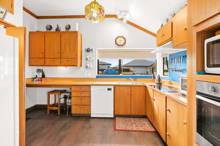 15a Holyrood Terrace Waipukurau and Surrounds_6