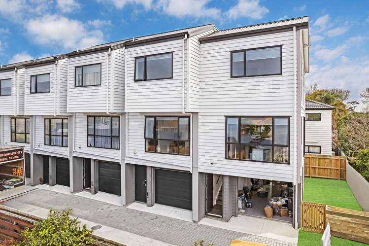 7/45 Dale Crescent Pakuranga_11