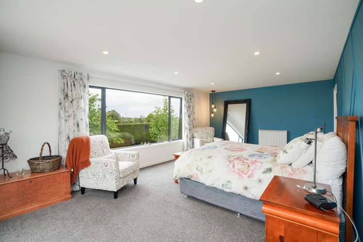 224 Mill Road South Seaward Bush_17