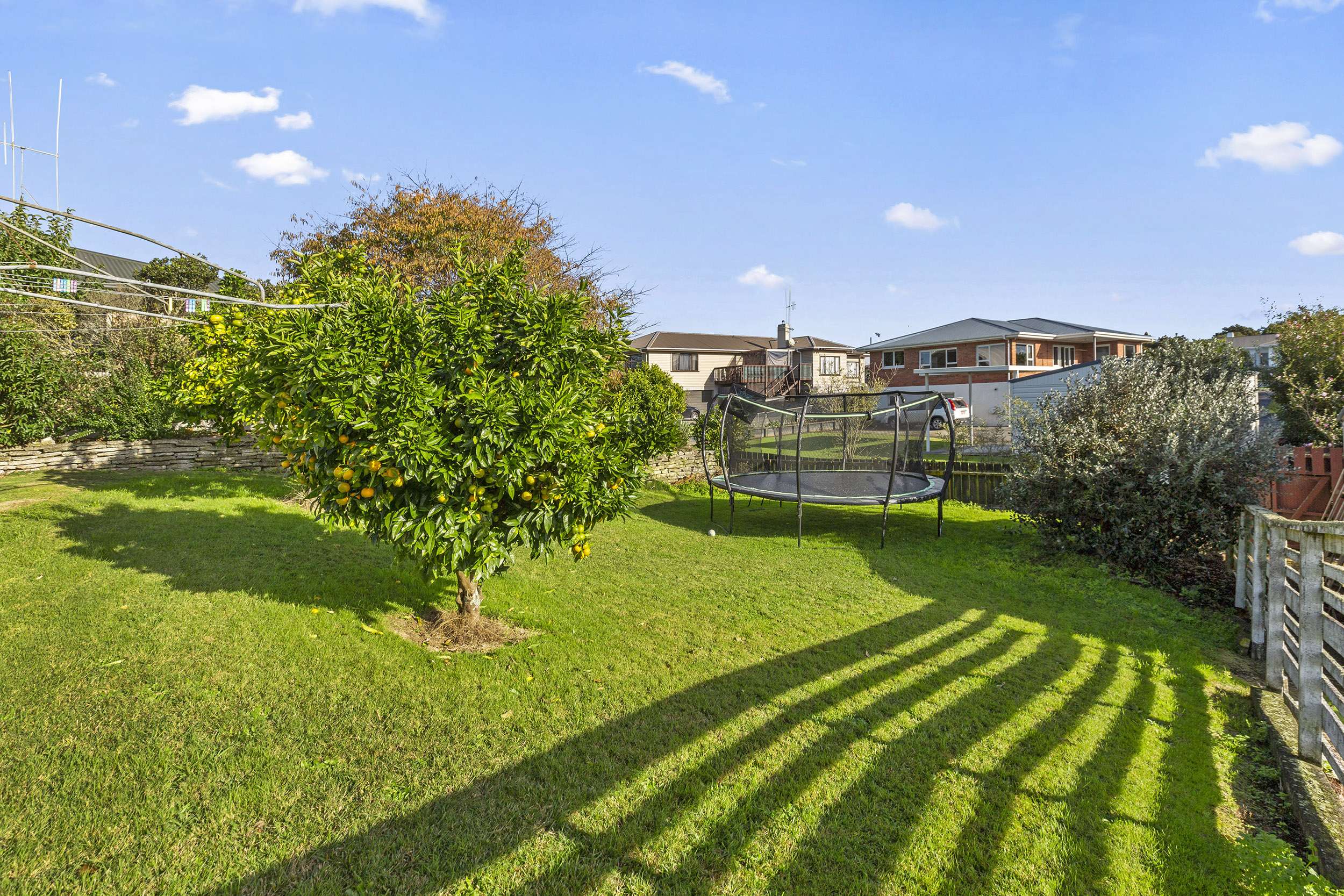 2/174 Kihikihi Road Te Awamutu Waipa Houses for Sale One Roof