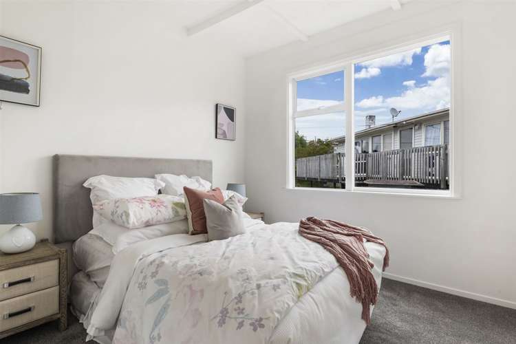 34 Salisbury Road Birkdale_15