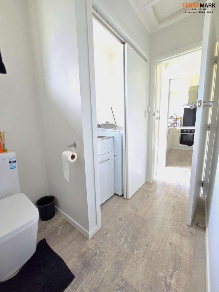 21 Totara Park Road Clouston Park_9