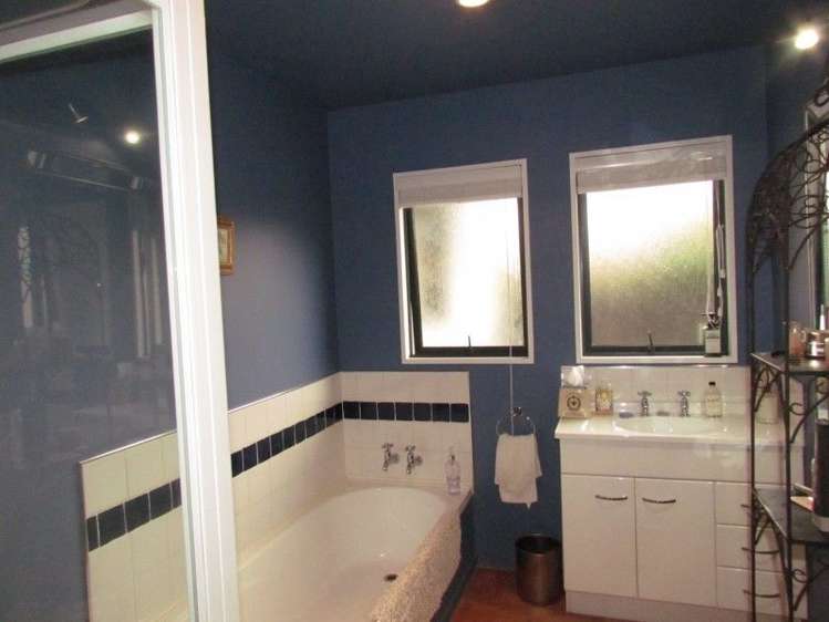 105 Shields Street Clyde_8