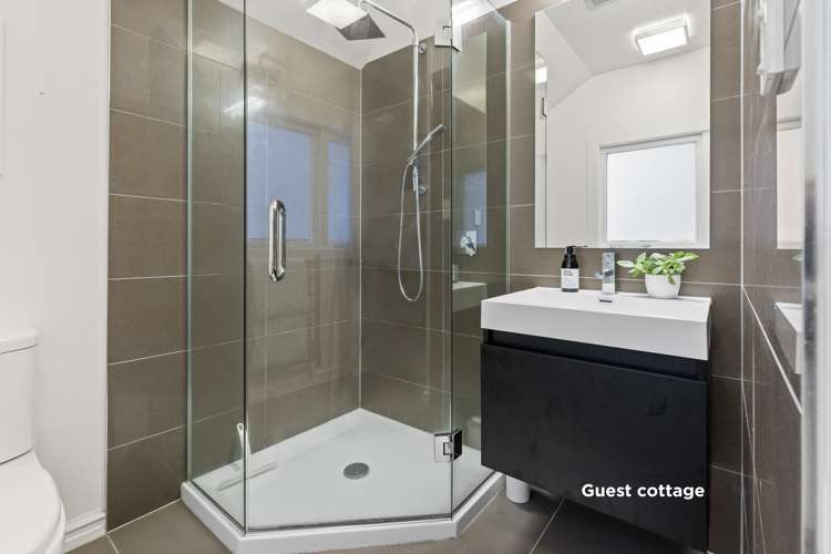 8 Glen Road Stanley Point_19