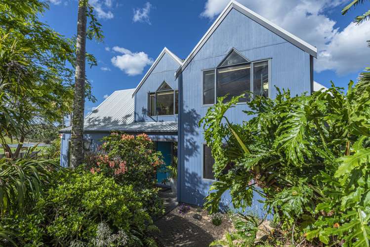 300 Beach Road Onerahi_19