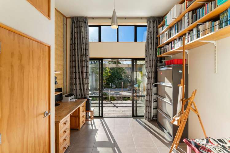294 Pigeon Valley Road Wakefield_13