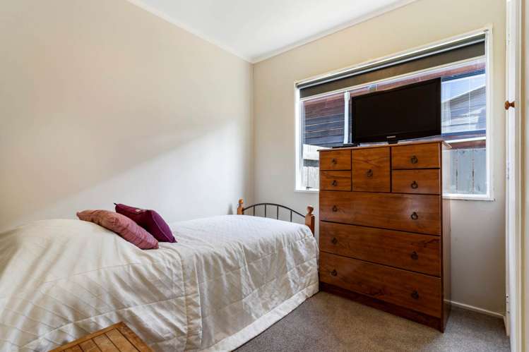 22B Holiday Road Stanmore Bay_20