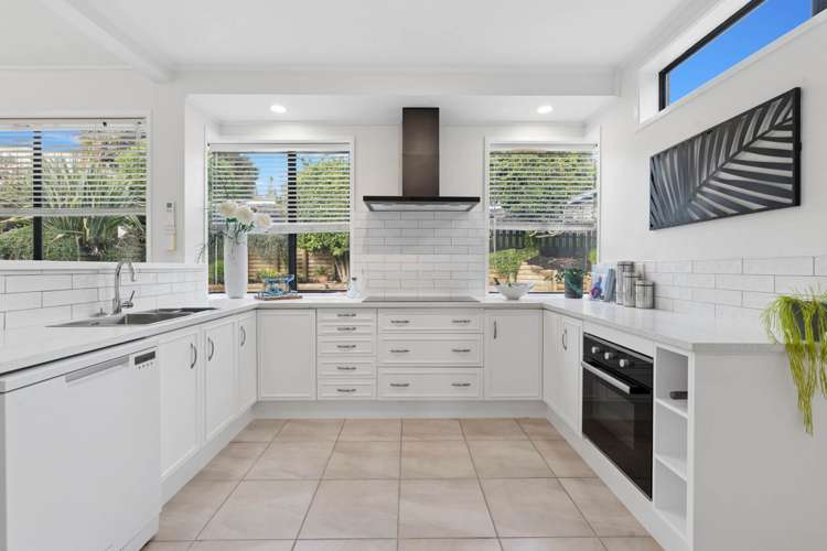 14 Meadowland Drive Somerville_6