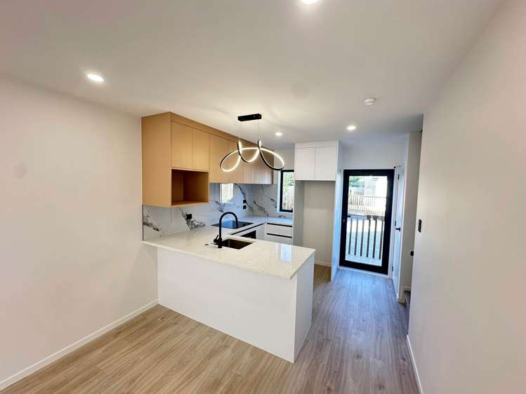 35B Hargest Terrace Mt Albert_4