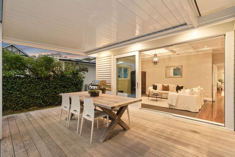 5 Challinor Crescent Mount Albert_11