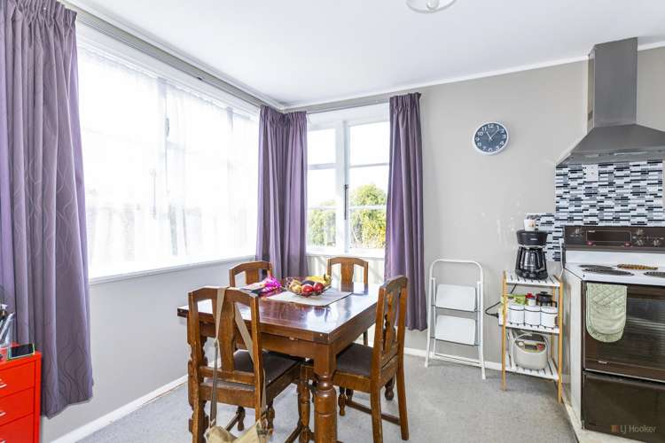 52 Grants Road Marchwiel_6