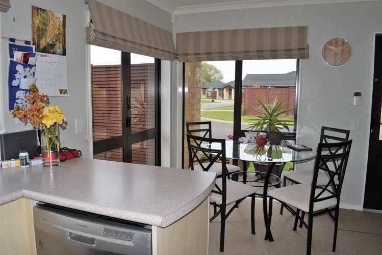 4 Ian Peter Way Otaki_8