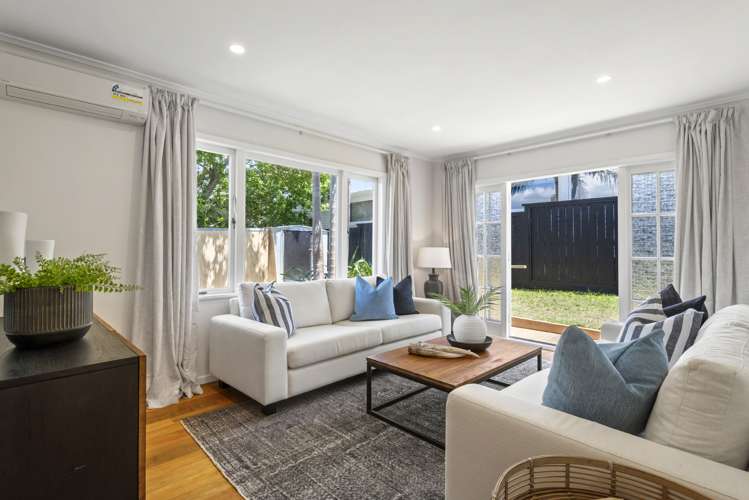 2/76 Francis Street Hauraki_5